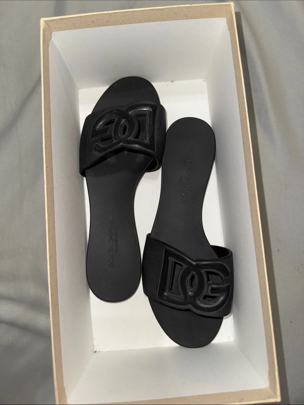 Dolce & Gabbana Cream Box with Red Script and Black Logo